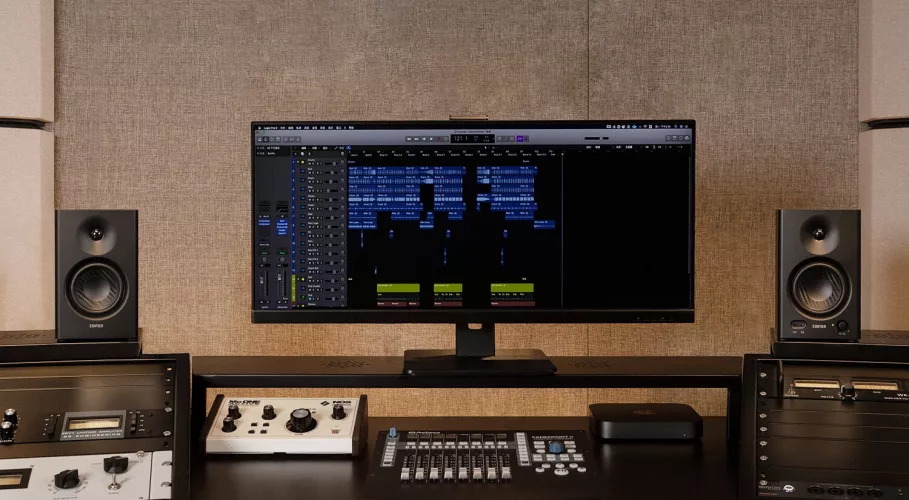Parlantes Edifier MR4 de estudio negros