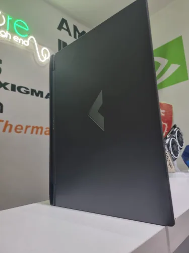 HP VICTUS 15 RYZEN 5 / 32GB RAM / RTX 4050